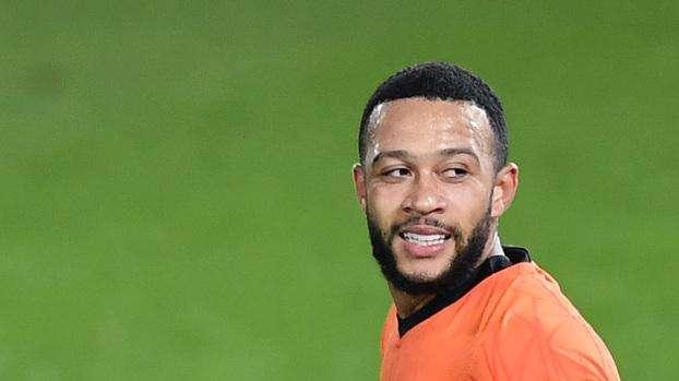 MD - Niente Lautaro: l'obiettivo in attacco del Barça è Depay a gennaio