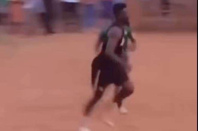 VIDEO - Onana, spettacolo tra la sua gente: dribbling e gol nella "porticina"