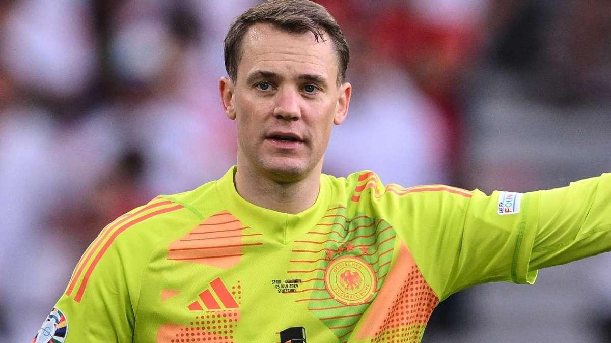 Qui Bayern - Neuer rivede il campo: sessione di corsa per il portiere tedesco 