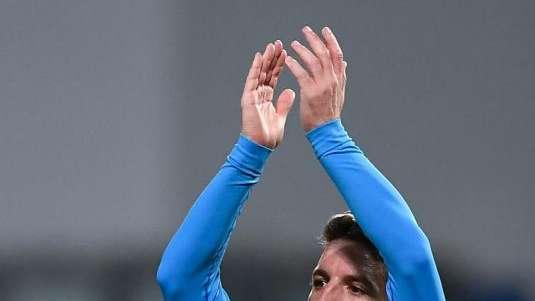 Everton e Ancelotti ci provano per Mertens, ma il belga aspetta l'estate: torna in gioco l'Inter?