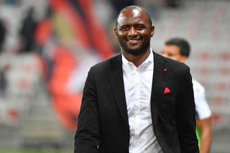 Vieira: "Il calcio in questo momento è secondario. Dobbiamo fare uno sforzo per aiutare la società" 