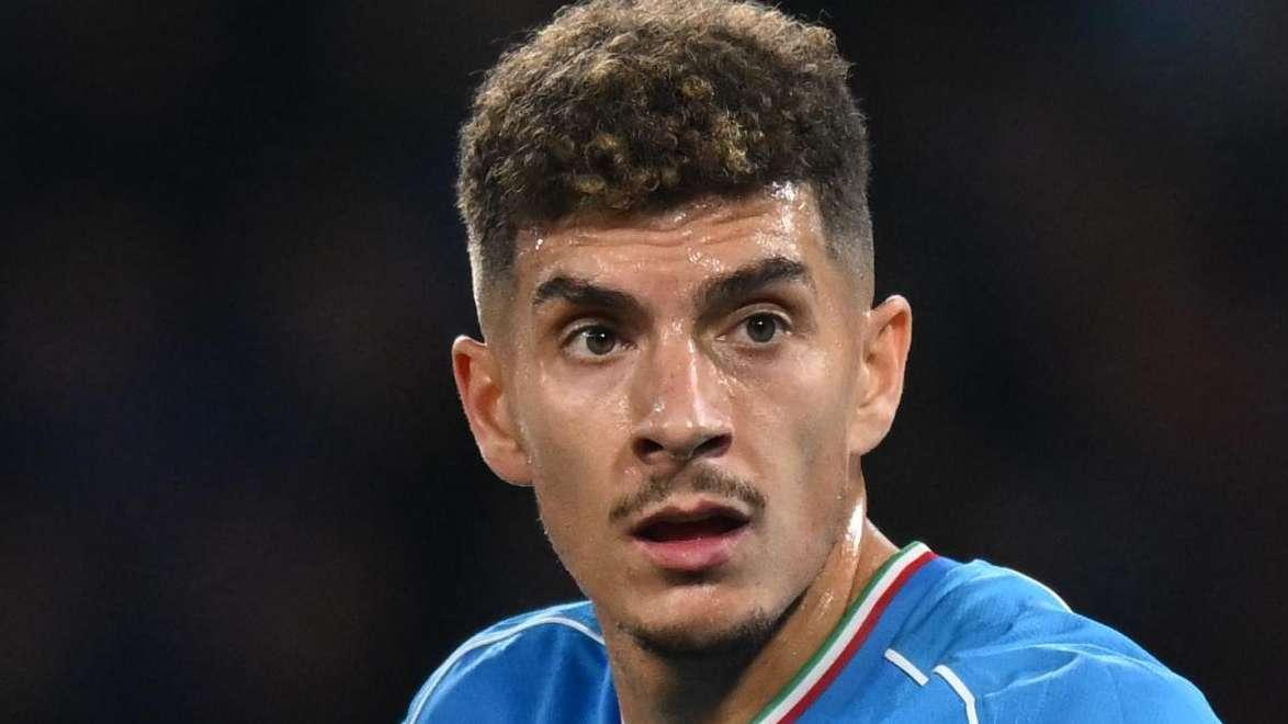 Tosto, ex ag. Di Lorenzo: "Da capitano del Napoli non lascerei nel momento delle difficoltà"