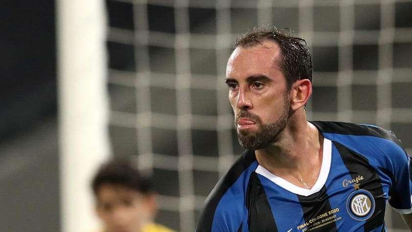 FcIN - Godin al Cagliari: biennale con opzione. Confermato l'indennizzo da parte dell'Inter 