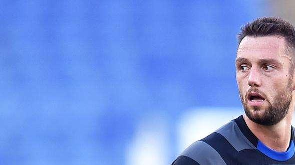 Sky - Con lo Shakhtar tornano Hakimi e De Vrij dall'inizio, Barella al posto di Eriksen