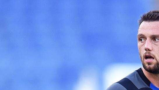 FcIN - De Vrij, a novembre via alla trattativa per il rinnovo. Raiola pronto, Inter disponibile a parlarne