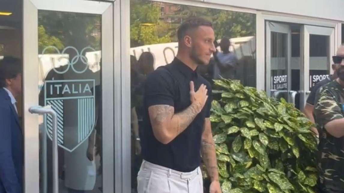 VIDEO - Arnautovic, completato anche l'iter al Coni. Nel pomeriggio tappa in sede per la firma