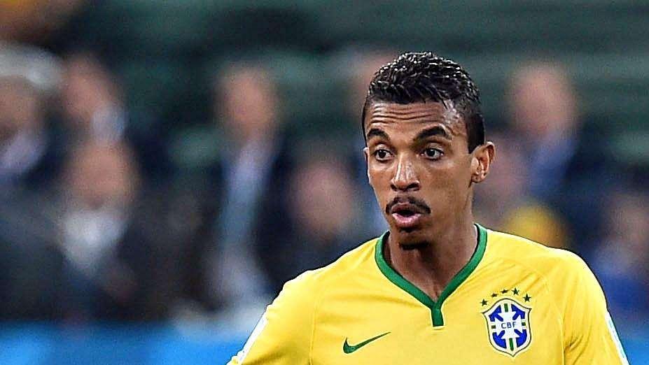 Luiz Gustavo vicino al Real Madrid: pronti 25 mln