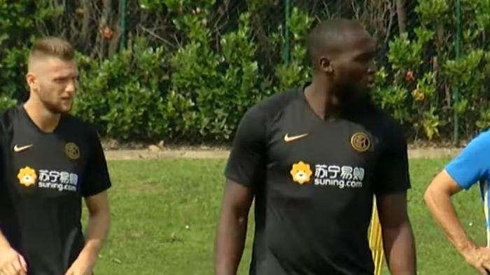 Lukaku, foto dalla cena di gruppo: "Tutti insieme"