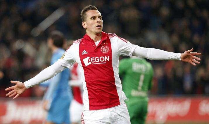 Ausilio promuove Milik: lui l'erede di Icardi. Costo e abilità: per Mancini...
