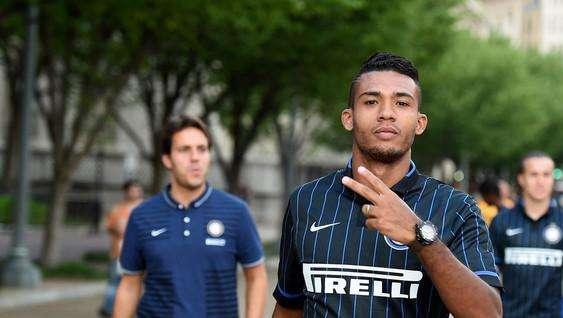 VIDEO - Ice Bucket Challenge, JJ accetta la sfida di Coutinho e nomina Hernanes, Thohir e Zanetti