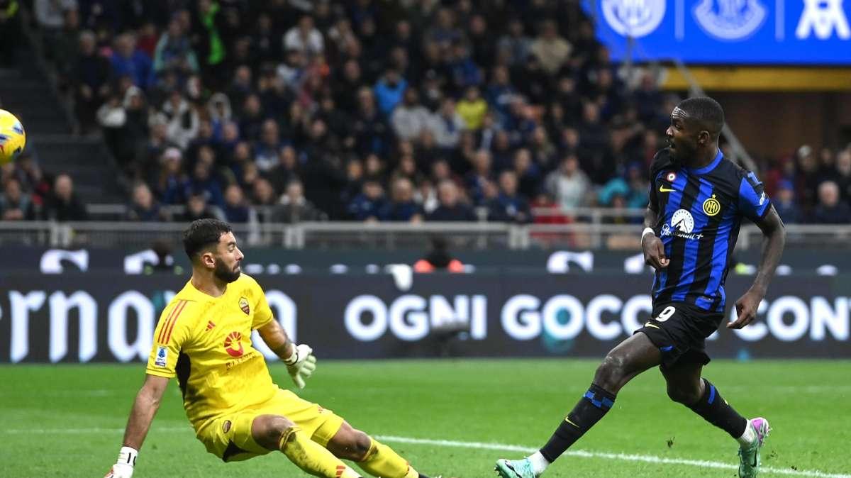 Inter-Roma domenica alle 18, scelta della Lega Serie A premiata a livello di ascolti tv: il dato degli spettatori