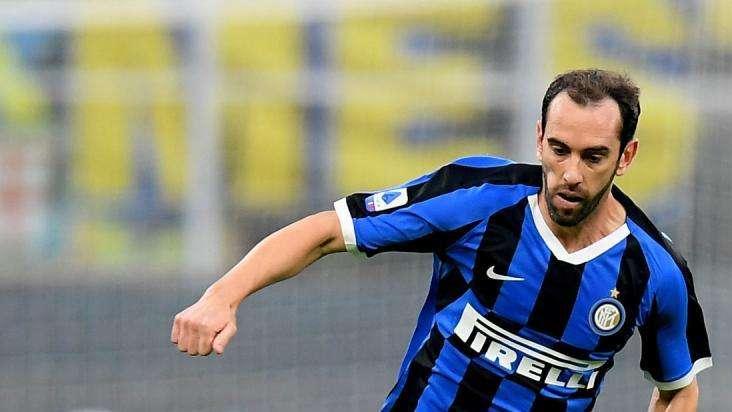 Sky - Verso Inter-Roma: Godin al posto di D'Ambrosio. Dzeko e Pau Lopez danno forfait, c'è Zaniolo falso nove