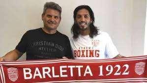 Sorpresa di Lautaro, regala al Barletta di Schelotto le sue maglie: "Ci sono passioni infinite"