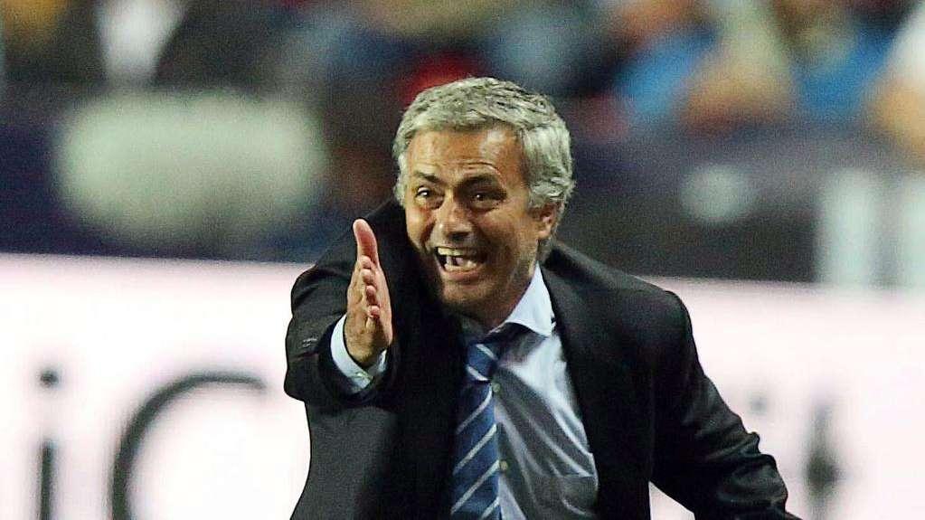 Mou, guai inglesi: deferito per condotta impropria