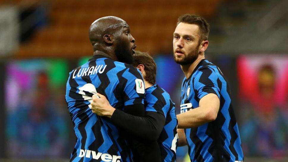 TS - De Vrij, l'asse Brozovic-Barella e Lukaku: i tre pilastri della nuova Inter 
