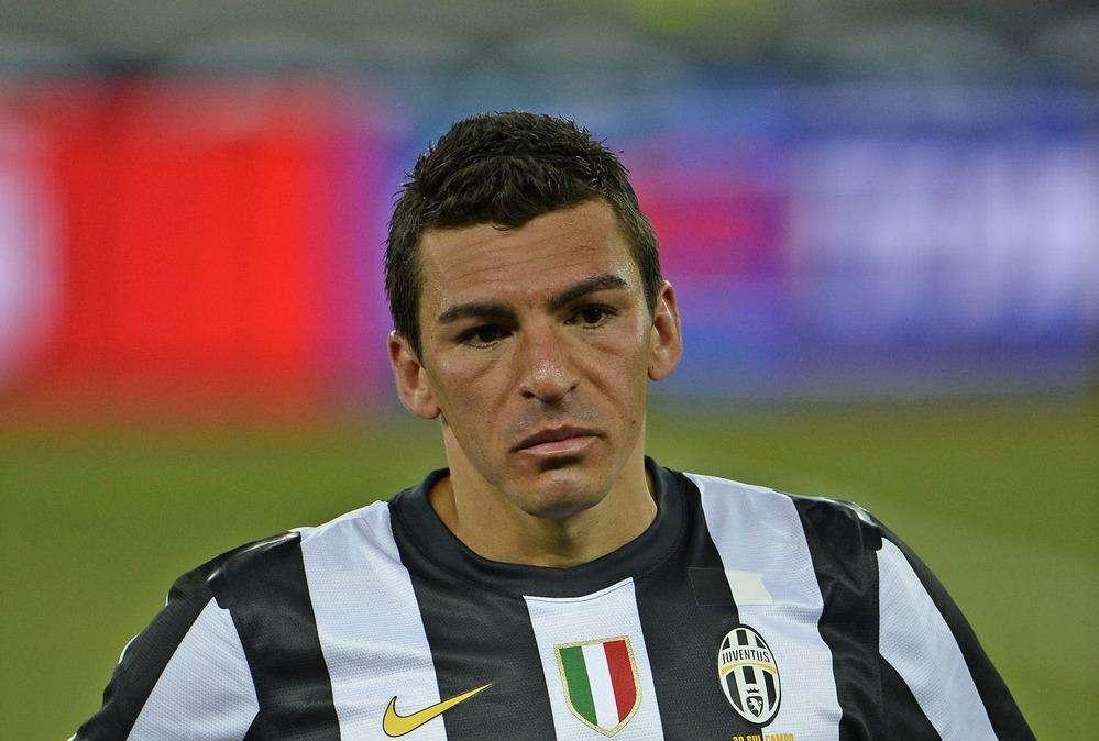 Barzagli giustifica Lucio: "Qui è diverso dall'Inter"