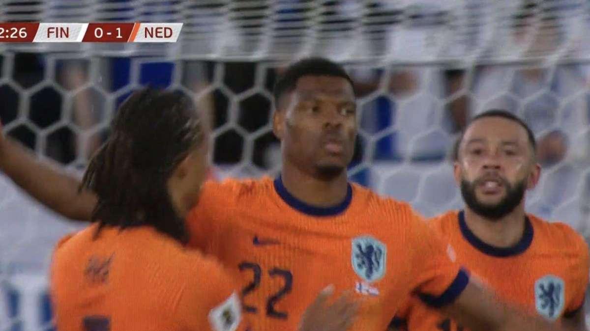 VIDEO - Taglio sul secondo palo, il classico gol alla Dumfries: suo il 2-0 dell'Olanda contro la Finlandia