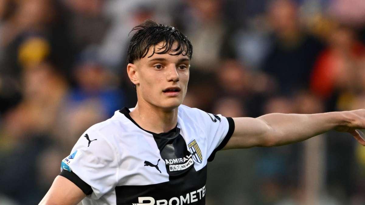 CdS - Leoni dice 'sì' al Liverpool senza esitazioni: 35 milioni al Parma, si chiude in settimana?