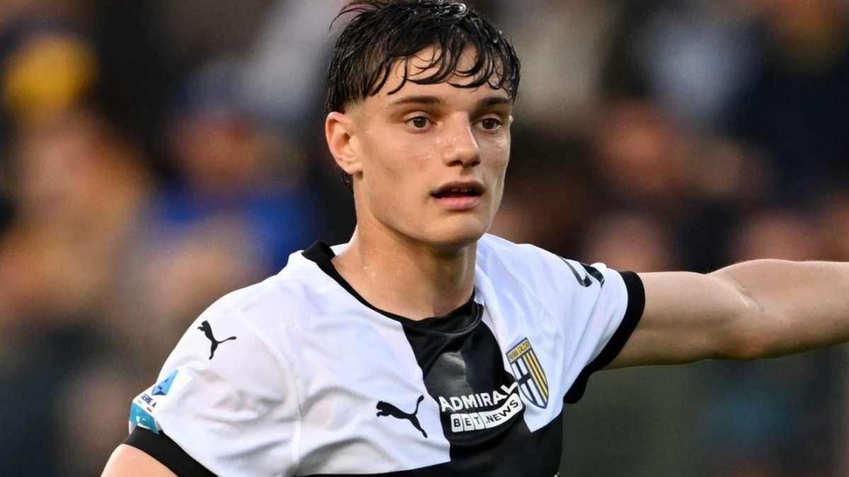 CdS - Leoni unico obiettivo per la difesa: l'Inter l'ha prenotato, ma l'attesa non sarà infinita