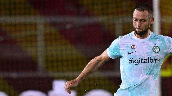 De Vrij apre il conto dopo la gara di Lecce: "Prima partita, prima vittoria"