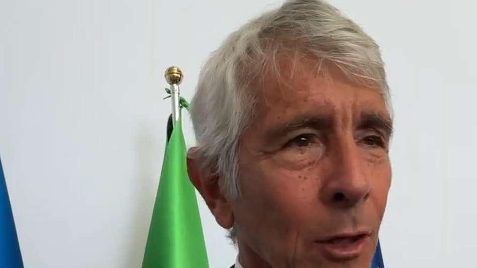 Il monito di Abodi: "Euro2032, tra aprile e maggio 2027 dovranno partire i cantieri"