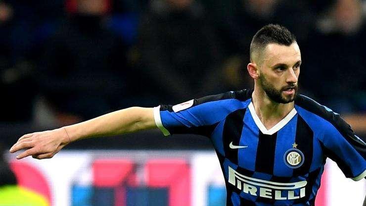 FcIN - Si lavora al rinnovo di Brozovic: distanza tra richiesta e offerta. Liverpool interessato, ma priorità all'Inter