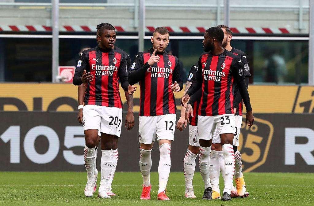 Il Milan espugna San Siro: i rossoneri tornano a sorridere in casa, Genoa battuto 2-1