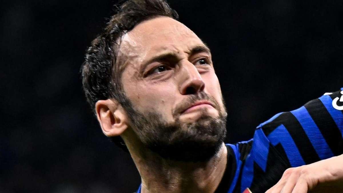 TS - Calhanoglu-Osimhen, ecco perché i destini dei due sono legati a doppio filo