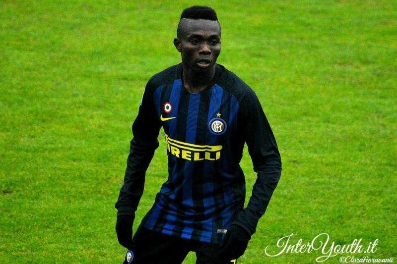 FcIN - Awua, l'Inter intenzionata a non riscattarlo. Il nigeriano è stato impiegato meno per una ragione