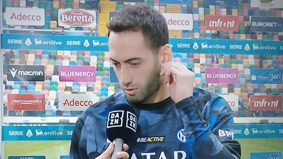 SM - Calhanoglu, sondaggi anche da Manchester United e Fulham. Il Gala vuole evitare le aste