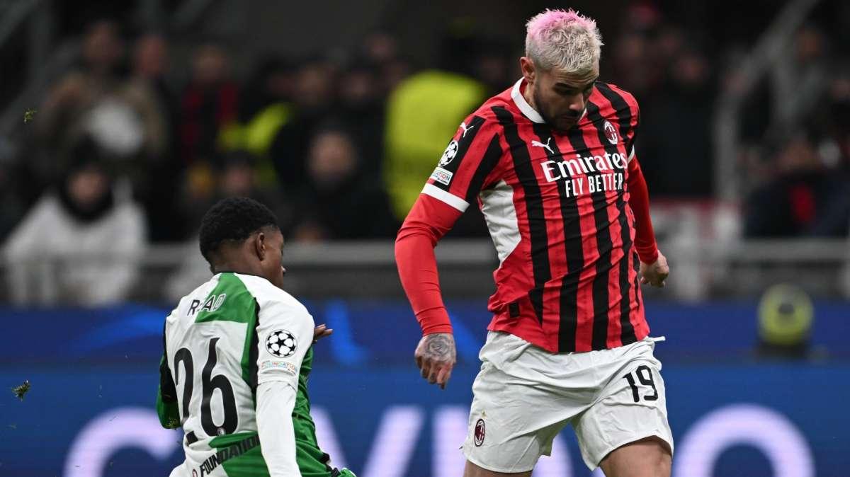 Theo Hernandez espulso in Milan-Feyenoord, tra le reaction spunta il like di Perisic