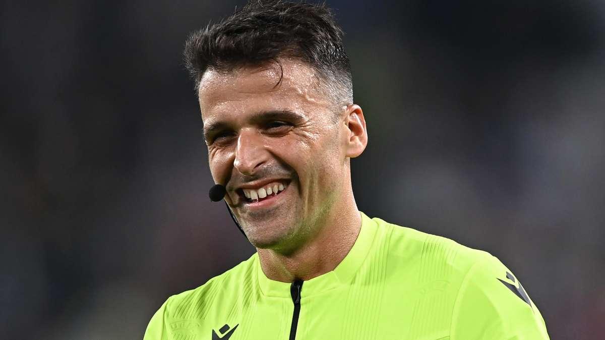 Milan-Inter, squadra arbitrale spagnola per l'euroderby d'andata: dirige Jesús Gil Manzano