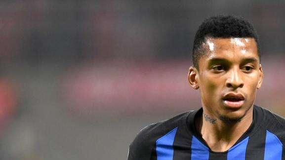 FcIN - L'Inter spinge Dalbert a Firenze, oggi la telefonata di Ausilio. Lui però vuole il Nizza: serve un rilancio viola