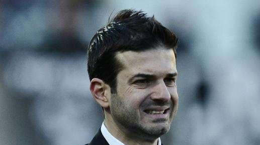 L'espulsione di Chivu manda in tilt l'assetto tattico