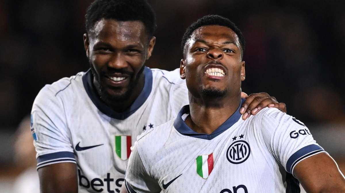 GdS - Dumfries e Zielinski con la Roma, Thuram a Barcellona. Inzaghi ritrova gli infortunati e cambia strategia