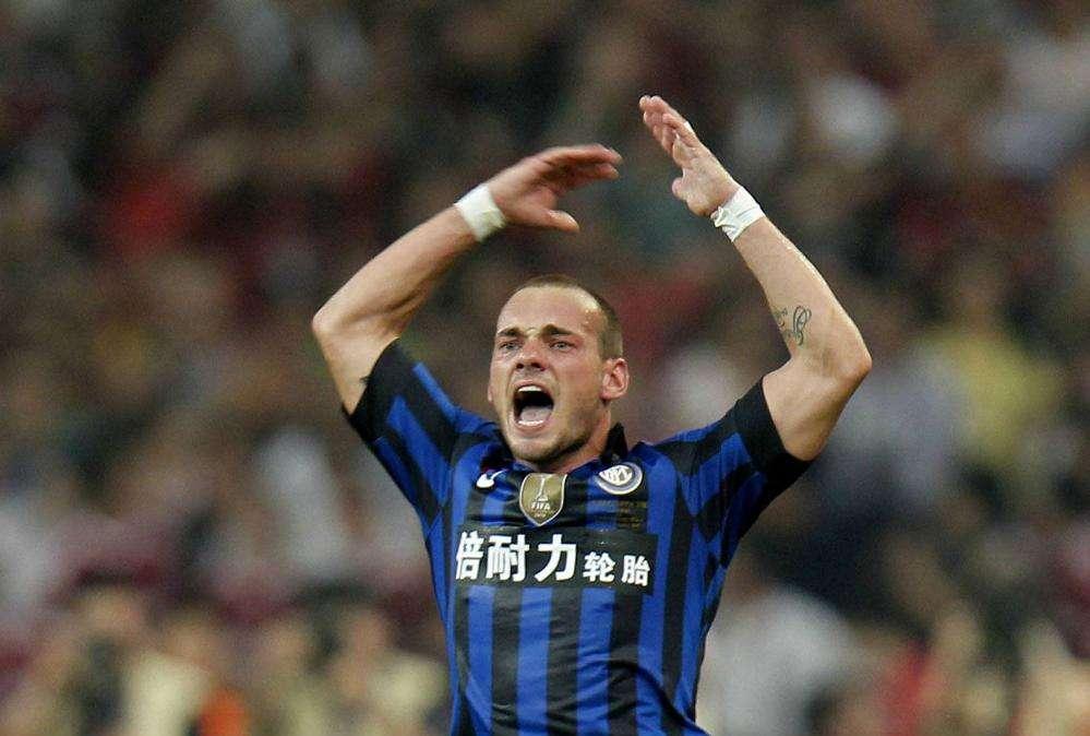 Il rientro di Sneijder porterà al cambio tattico