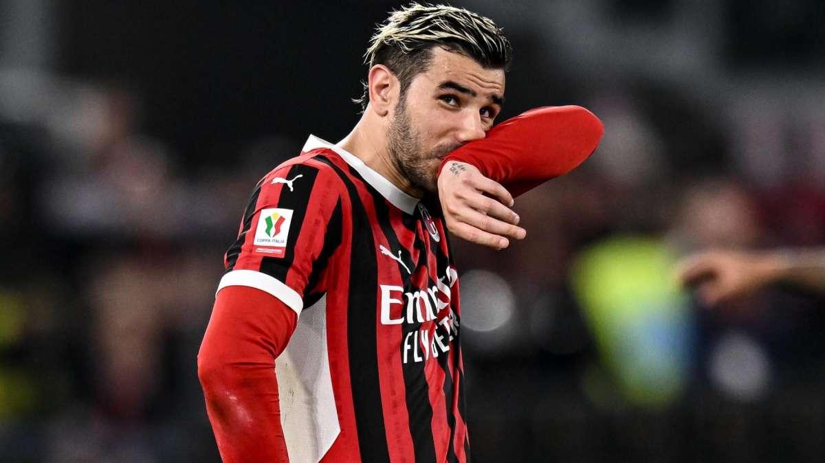 Theo Hernandez saluta il Milan e raggiunge Inzaghi: "A testa alta". Poi la polemica sulle ambizioni del Diavolo