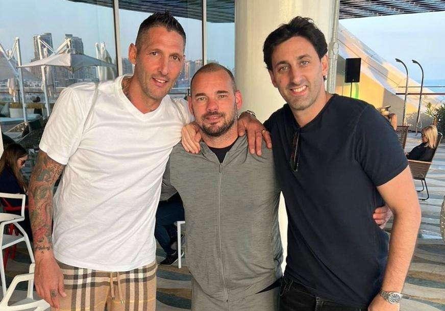 Tre tripletisti al Mondiale, Milito con Materazzi e Sneijder: "Un po' di Inter in Qatar, bello vedervi"