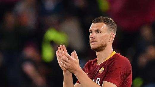 Roma, messaggio di mercato all'Inter: Dzeko capitano nel test col Gubbio