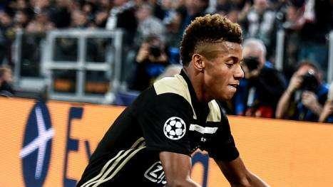 FcIN - L'Inter lavora sotto traccia per Van de Beek. L'entourage è a Milano, in agenda un incontro con i nerazzurri
