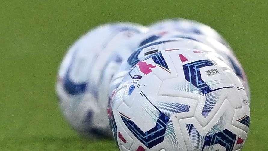 Serie A, nuovi piani per il futuro: dal 2024 quattro big match in orario pomeridiano