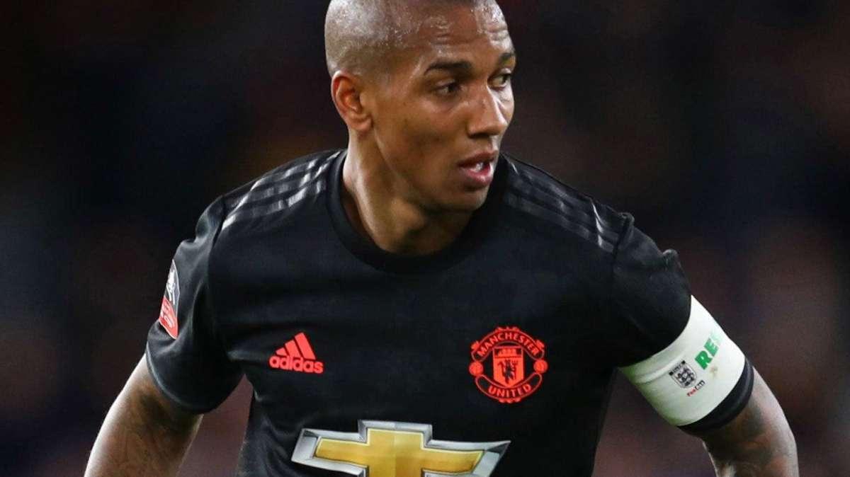 FcIN - Domani mattina gli agenti di Young a Milano. Ma serve ancora il via libera del Manchester United