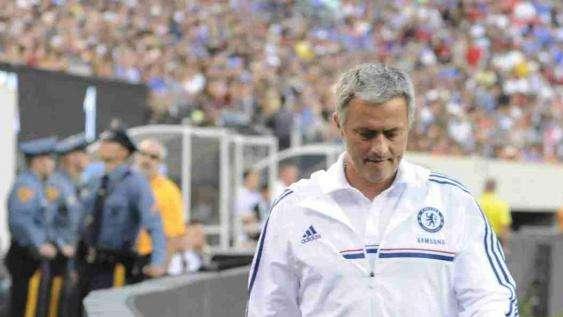Mou rassicura il Chelsea: "United? Ho un contratto"