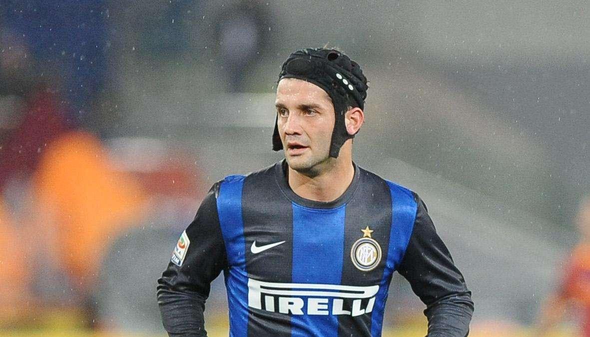 Ag. Chivu: "Si ritira. Si vergogna di prendere soldi..."