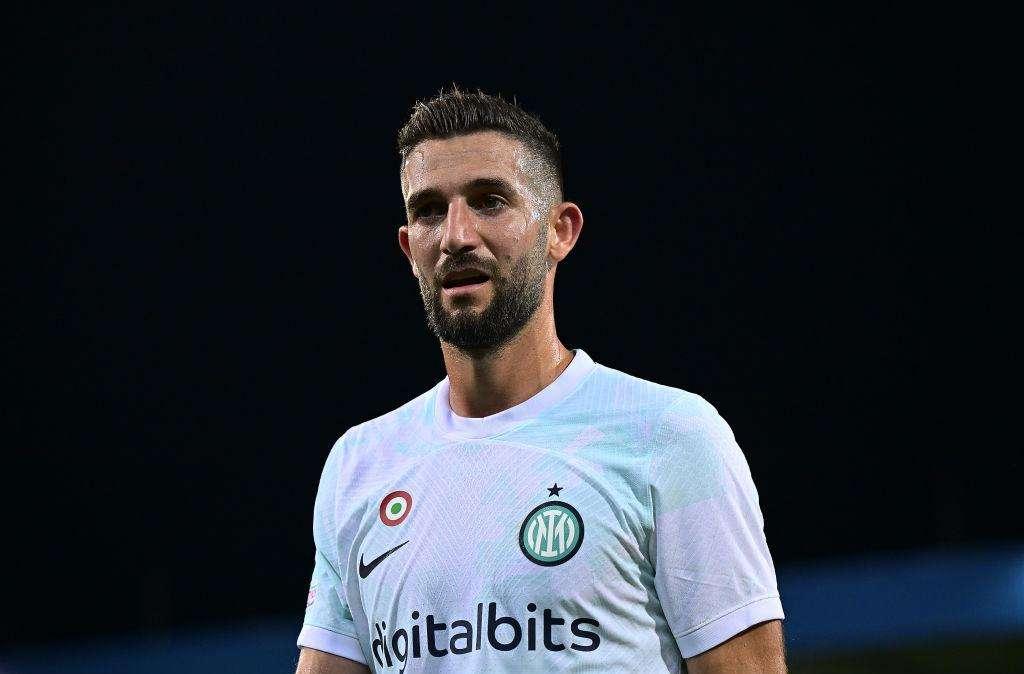 Inter in campo a Plzen con la divisa away modificata: scelta consapevole, i motivi