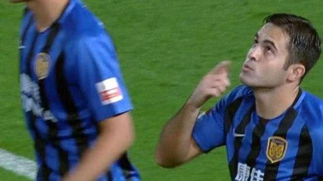 FcIN - Eder avvicina Barella all'Inter: l'attaccante ha dato l'ok al Cagliari. Nodo ingaggio, ma ci penserà Suning