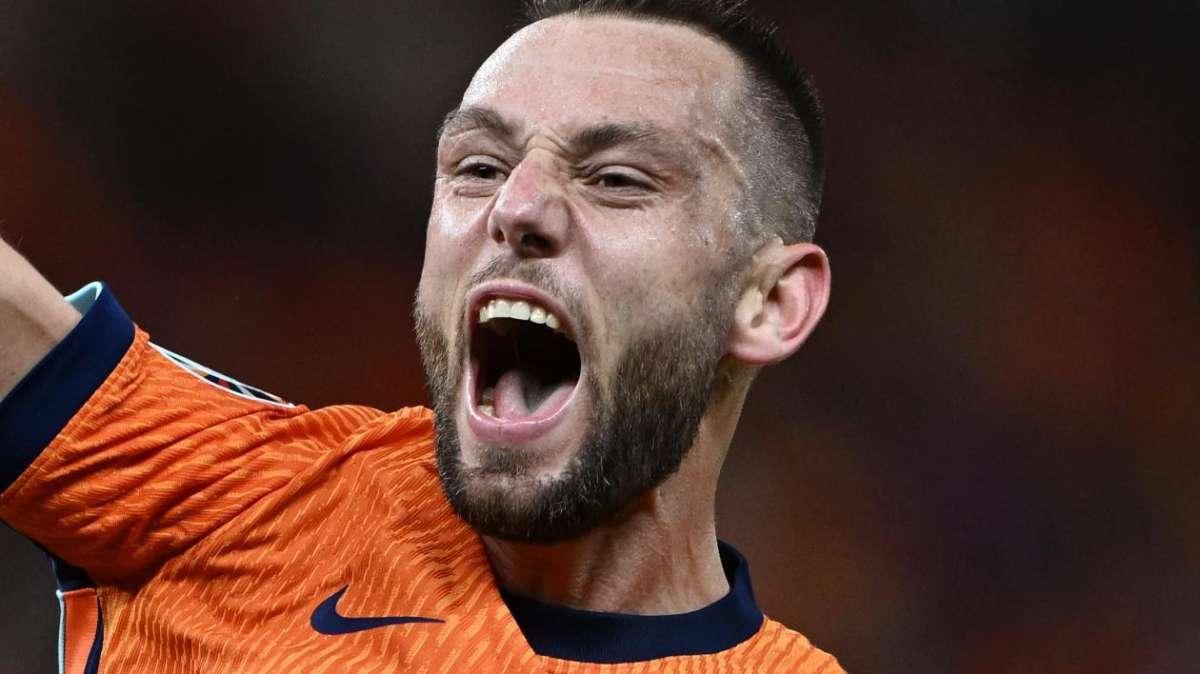 Kraay: "De Vrij ha 31 anni? Non mi importa, in questo momento è meglio di De Ligt"