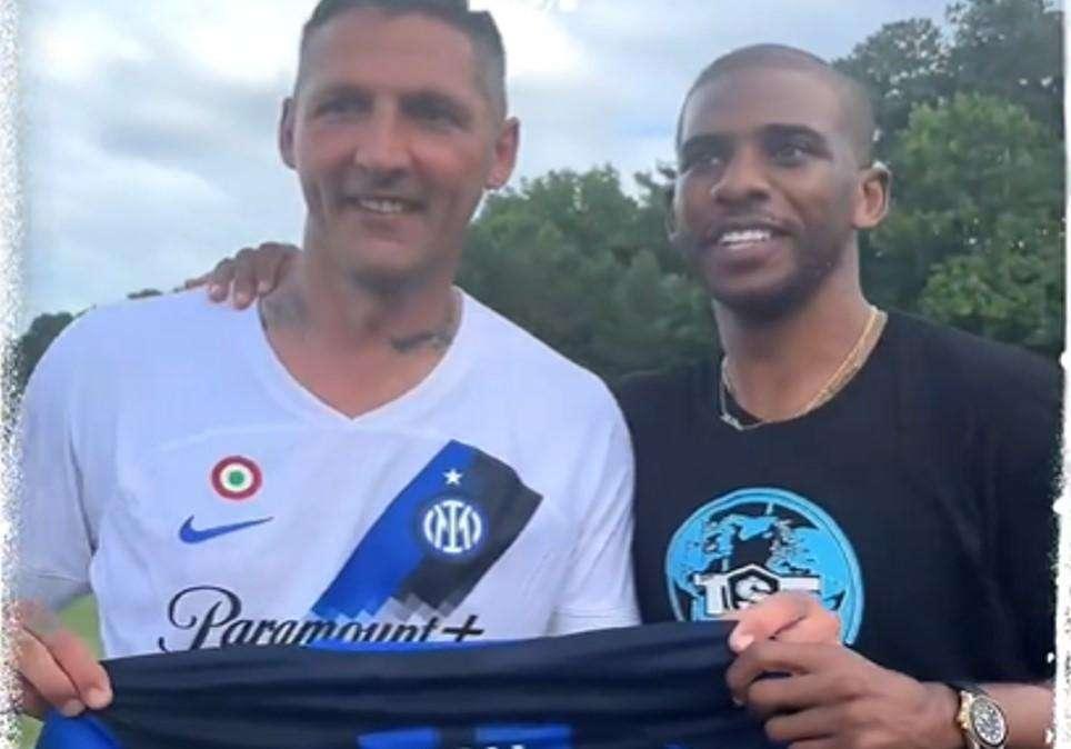 L'Inter da oggi ha un tifoso da All Star Game: maglia nerazzurra col numero 3 per Chris Paul