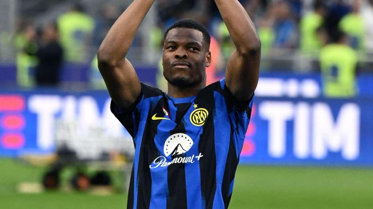 CdS - Inter alle prese con il rinnovo di Dumfries: il club vuole evitare un addio a parametro zero 