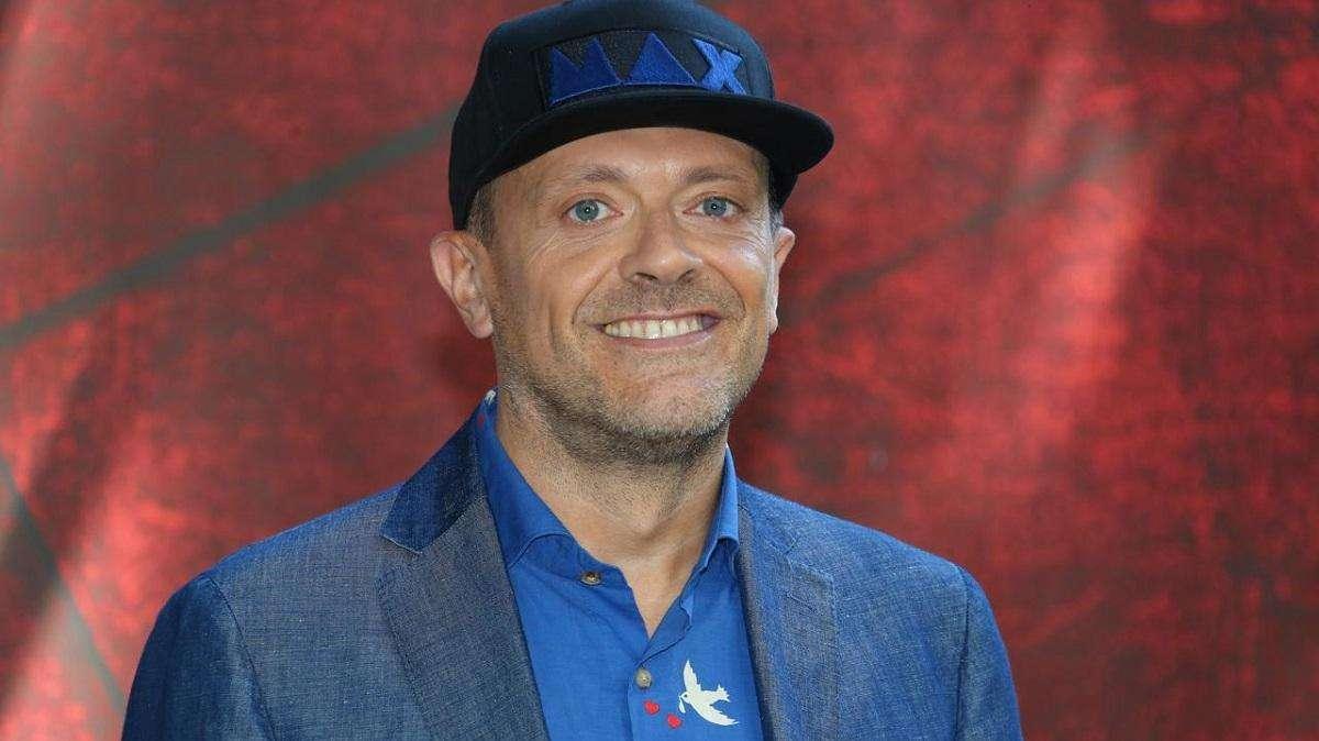 Tifosi vip solidali grazie alla Donation League di Claudio Cecchetto: Max Pezzali partecipa per l'Inter